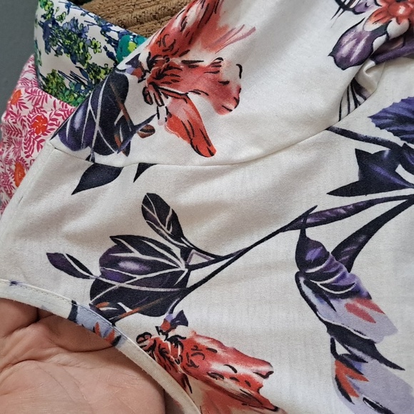 BlueTime White Floral Print Long Sleeve Fit & Flare Dress with Pockets - Picture 10 of 10